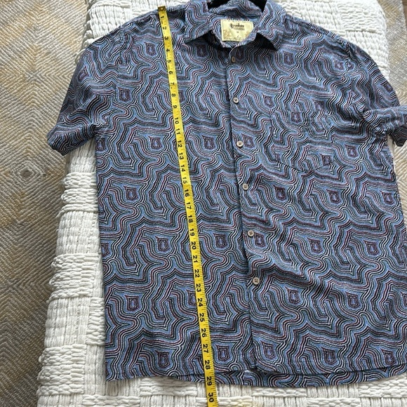 Bamboo Dreaming Brand Bamboo/Cotton Blend Button Down Shirt - Picture 5 of 12